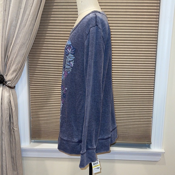 NWT Style & Co Puff Print Whimsical Love Sweatshirt - Picture 3 of 9